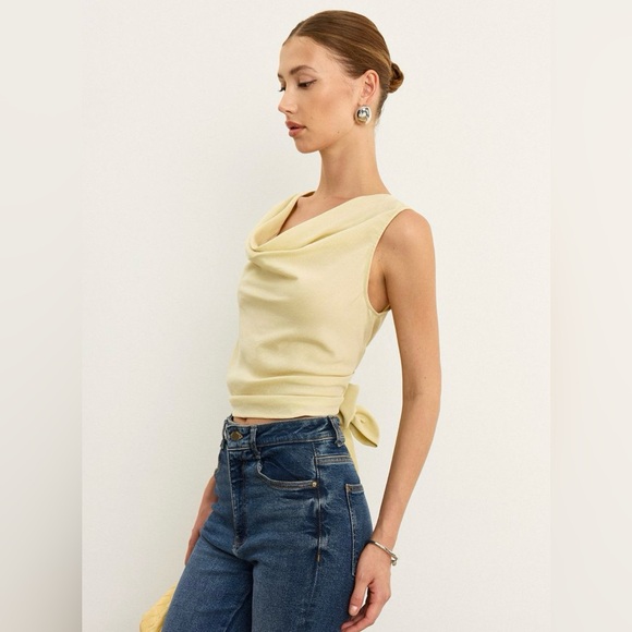 Tie-Back Bow Tank Top - Picture 3 of 7